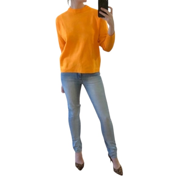Vintage 60s Bright Orange 3/4 Sleeve Mock Turtleneck Sweater • Small - Picture 6 of 16